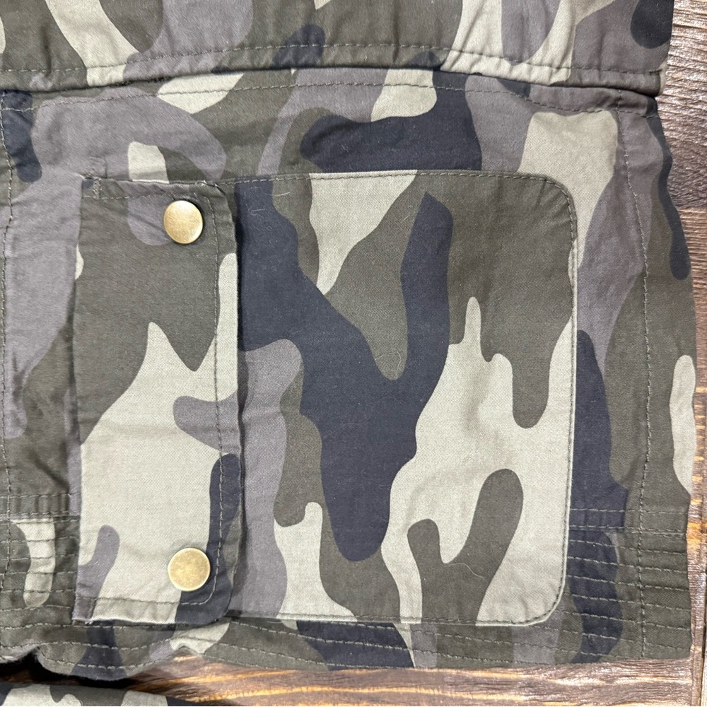 Camouflage Women's Jacket - Picture 7 of 10